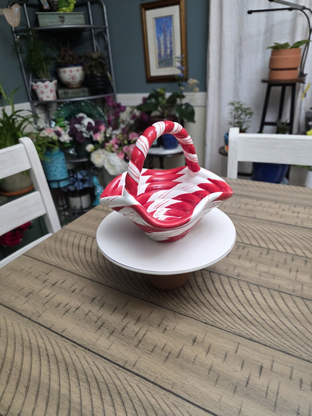 Red & White Handblown Swirl Ceramic Basket
